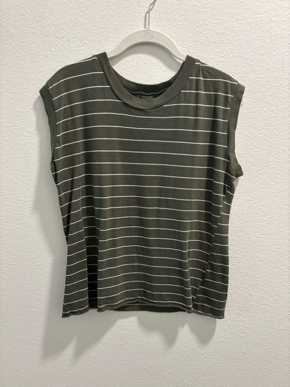 Frank & Eileen Finn Vintage Jersey Top, size S